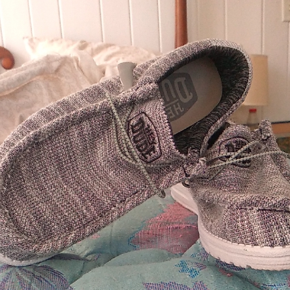 Hey Dude Men's Textured Gray Loafers 9